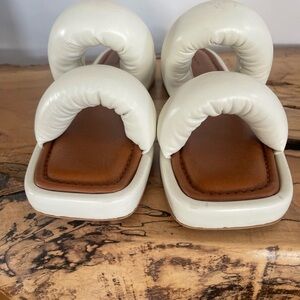REJINA PYO - Women's White and Brown Leather Sandals